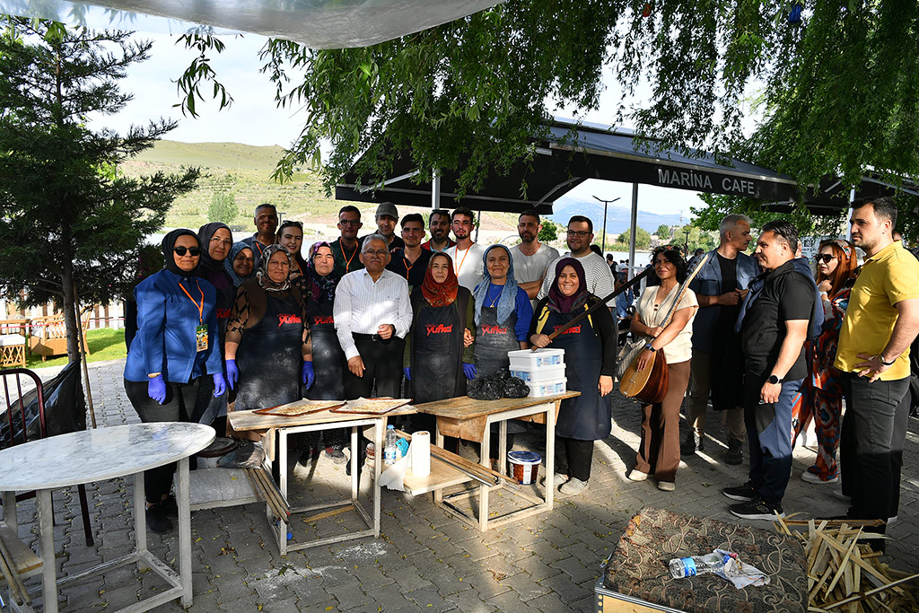 31.05.2025 başkan büyükkılıç incesu karavan festival alanı ziyaret