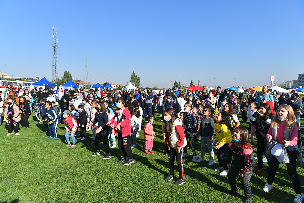 03.10.2021 - Spor Aş Dünya Çocuk ve Yürüyüş Günü 4 Km Yürüyüş ve Etkinlikler